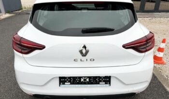 RENAULT CLIO Új modell Navi LED fényszóró Vonóhorog Tempomat Sérülésmentes. 3%THM 12hó garanc full