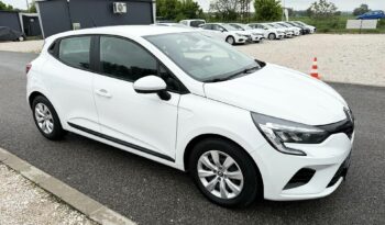 RENAULT CLIO Új modell Navi LED fényszóró Vonóhorog Tempomat Sérülésmentes. 3%THM 12hó garanc full