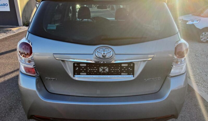 TOYOTA VERSO 2.0 D-4D Live Panoráma.tető Navi Tempomat PDC Kamera Digitklíma /Azonnal elvihető/ full
