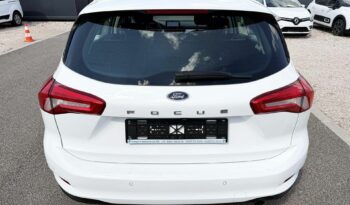 FORD FOCUS SW 5személyes TGK (N1) Navi Kamera LED 3%THM 12hó garancia /Azonnal elvihető/ full