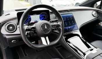 MERCEDES-BENZ EQE 350 4Matic Sentiment AIRMATIC. Ülésszellőztetés Memória AMG Premium Plus 21zoll. Pano. Gyári garancia full