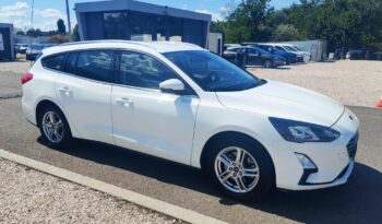 FORD FOCUS SW 5személyes TGK (N1) Navi Kamera Digitklíma LED 3%THM 12hó garancia /Vásárolja full