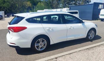 FORD FOCUS SW 5személyes TGK (N1) Navi Kamera Digitklíma LED 3%THM 12hó garancia /Vásárolja full