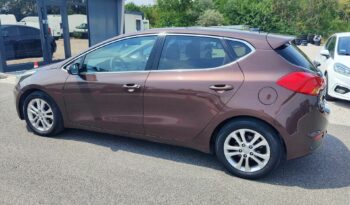 KIA CEE’D 1.6 CRDI EX Active Navigáció Digitklíma Panoráma tető LED/Vásárolja meg online/ full