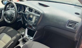 KIA CEE’D 1.6 CRDI EX Active Navigáció Digitklíma Panoráma tető LED/Vásárolja meg online/ full