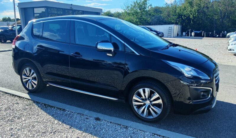 PEUGEOT 3008 1.6 BlueHDi Allure 120Le Navigáció Kamera Tempomat Félbőr /Vásárolja meg online!/ full
