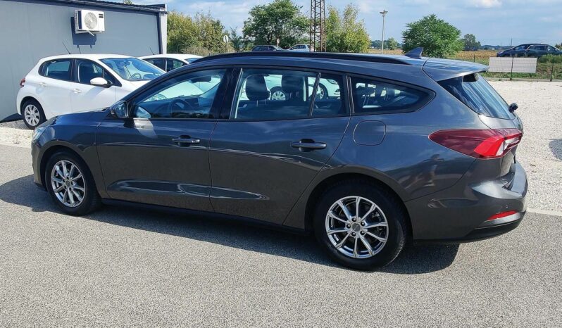 FORD FOCUS EcoBlue SW 120Le (Automata) FACELIFT 5személyes TGK(N1) 3%THM 12hó garancia full