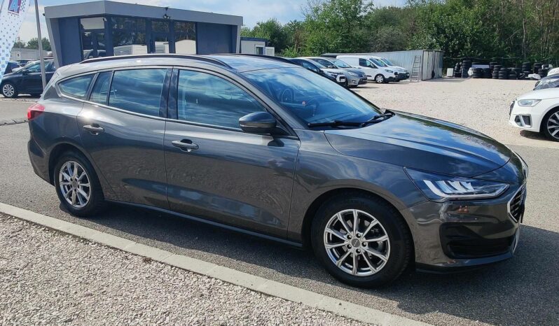 FORD FOCUS EcoBlue SW 120Le (Automata) FACELIFT 5személyes TGK(N1) 3%THM 12hó garancia full