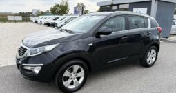 KIA SPORTAGE 1.7 CRDi EX Prémium Navigáció Tempomat PDC Digitklíma Vezetett szervízkönyv