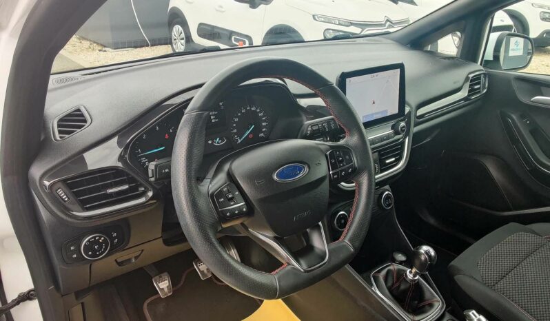 FORD FIESTA Van 1.5 TDCi Sport Titanium Navi Sávtartó Telefontükrözés LED 3%THM 12hó garancia full