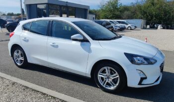FORD FOCUS 1.5 EcoBlue 120Le 5személyes TGK(N1) Navi Tempomat LED 3%THM 12hó garancia full