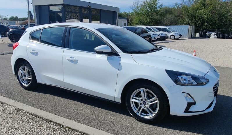 FORD FOCUS 1.5 EcoBlue 120Le 5személyes TGK(N1) Navi Tempomat LED 3%THM 12hó garancia full
