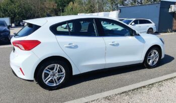 FORD FOCUS 1.5 EcoBlue 120Le 5személyes TGK(N1) Navi Tempomat LED 3%THM 12hó garancia full