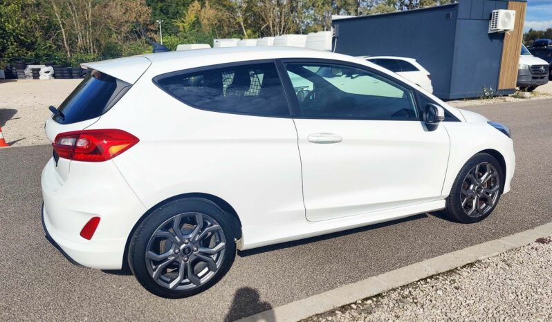 FORD FIESTA Van 1.5 TDCi Sport Titanium Navi Sávtartó Telefontükrözés LED 3%THM 12hó garancia full