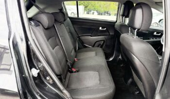 KIA SPORTAGE 1.7 CRDi EX Prémium Navigáció Tempomat PDC Digitklíma Vezetett szervízkönyv full