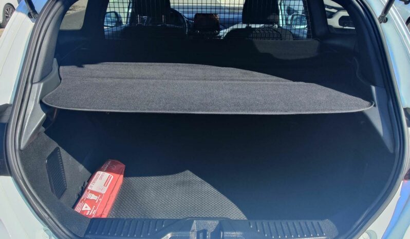 FORD FIESTA Van 1.5 TDCi Sport Titanium Navi Sávtartó Telefontükrözés LED 3%THM 12hó garancia full