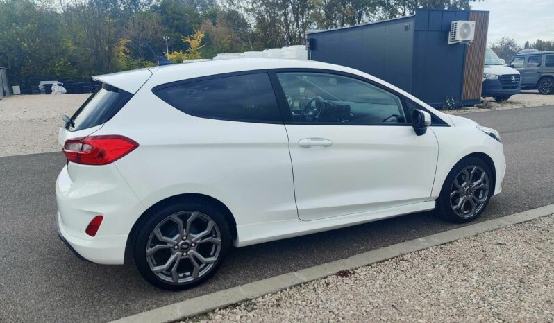 FORD FIESTA Van 1.5 TDCi Sport Titanium Navi Sávtartó Telefontükrözés LED 3%THM 12hó garancia full