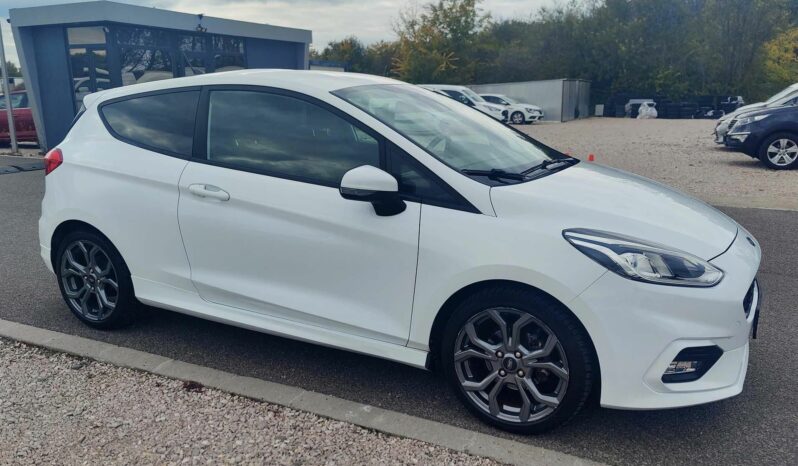 FORD FIESTA Van 1.5 TDCi Sport Titanium Navi Sávtartó Telefontükrözés LED 3%THM 12hó garancia full