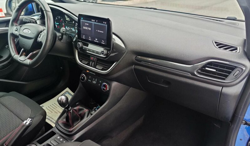 FORD FIESTA Van 1.5 TDCi Sport Titanium Navi APP. Sávtartó Telefontükrözés LED 3%THM 12hó garancia full