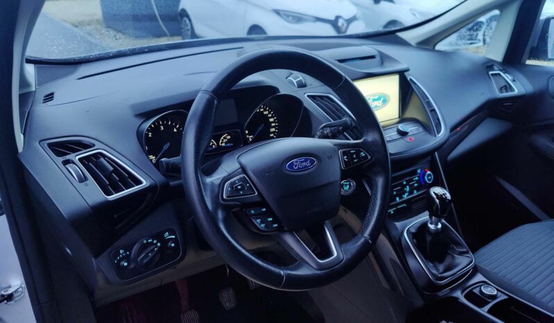 FORD C-MAX 1.5 TDCi DPF Titanium Digitklíma Navigáció LED Vonóhorog Végig szervizelt /Vásárolja meg online/ full