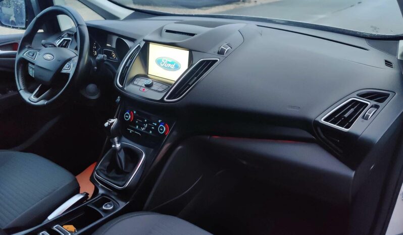 FORD C-MAX 1.5 TDCi DPF Titanium Digitklíma Navigáció LED Vonóhorog Végig szervizelt /Vásárolja meg online/ full
