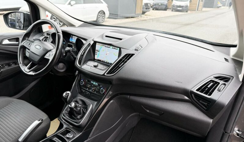 FORD C-MAX 1.5 TDCi DPF Titanium Navigáció Digitklíma LED Végig vezetett szervizkönyv / Azonnal elvihető/ full