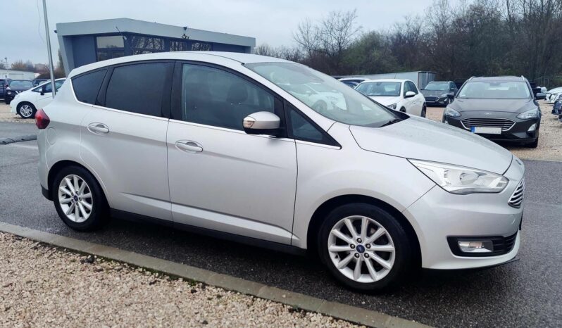FORD C-MAX 1.5 TDCi DPF Titanium Digitklíma Navigáció LED Vonóhorog Végig szervizelt /Vásárolja meg online/ full