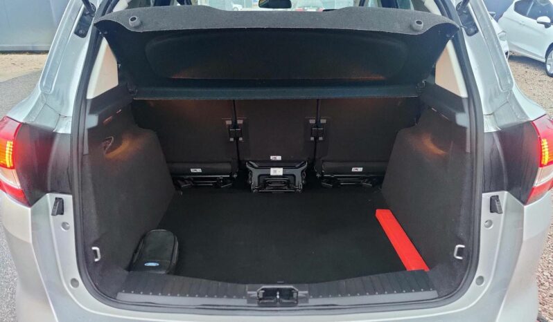 FORD C-MAX 1.5 TDCi DPF Titanium Digitklíma Navigáció LED Vonóhorog Végig szervizelt /Vásárolja meg online/ full