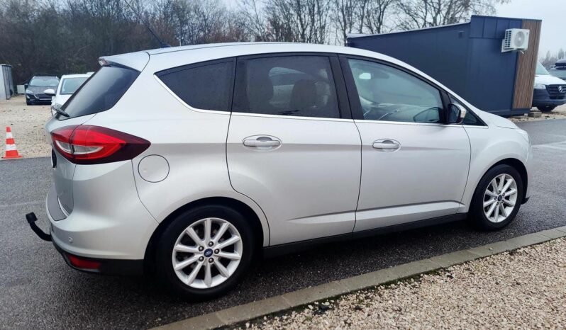 FORD C-MAX 1.5 TDCi DPF Titanium Digitklíma Navigáció LED Vonóhorog Végig szervizelt /Vásárolja meg online/ full