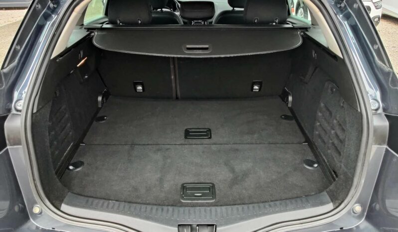 RENAULT MEGANE 1.5 BluedCi (Automata) 5 személyes TGK(N1) Navi Digitklíma 3%THM 12hó garancia full