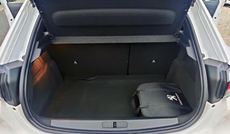 PEUGEOT 208 e208 50kWh Active ÁFÁ-s ár Navi Digitklíma LED Tempomat 12hó garancia /Vásárolja meg online!/ full