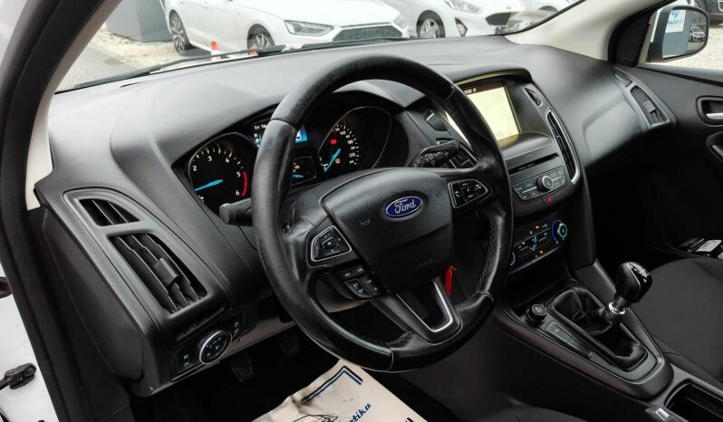FORD FOCUS 1.5TDCI SW 4 személyes TGK(N1) Navi. Tempomat Telefontükrözés 12hó garancia /Vás full
