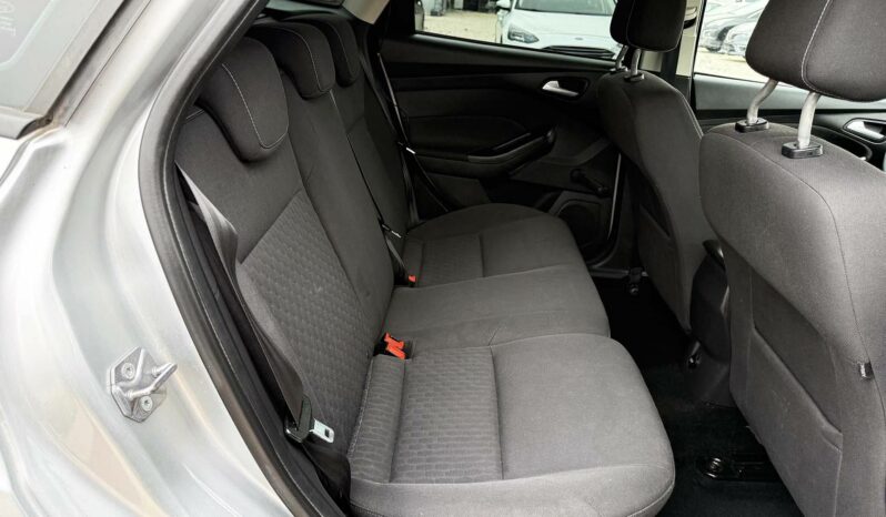 FORD FOCUS 1.6 Ti-VCT Trend Plus Digitklíma Tempomat full