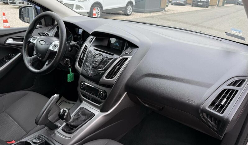 FORD FOCUS 1.6 Ti-VCT Trend Plus Digitklíma Tempomat full