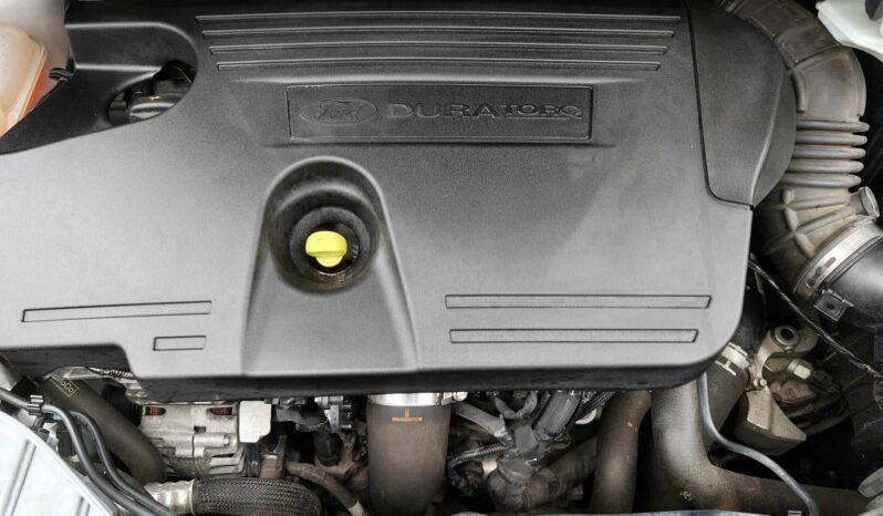 FORD KUGA 2.0 TDCi Titanium Technology AWD 4X4 Navigáció Digitklíma Félbőr /Vásárolja meg online!/ full