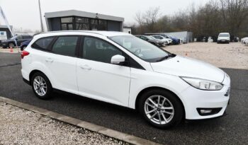 FORD FOCUS 1.5TDCI SW 4 személyes TGK(N1) Navi. Tempomat Telefontükrözés 12hó garancia /Vás full
