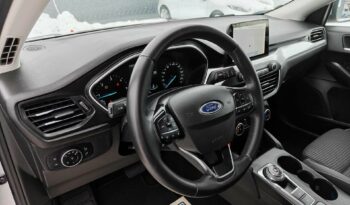 FORD FOCUS 1.5 TDCI (Automata) SW 120Le 5személyes TGK(N1) Navigáció LED Tempomat Kamera full