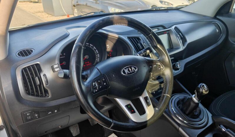 KIA SPORTAGE 2.0 CRDi LX Exclusive Navigáció Kamera Digitklíma Vonóhorog Panorámatető /Vásárolja meg online!/ full