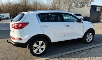 KIA SPORTAGE 2.0 CRDi LX Exclusive Navigáció Kamera Digitklíma Vonóhorog Panorámatető /Vásárolja meg online!/ full