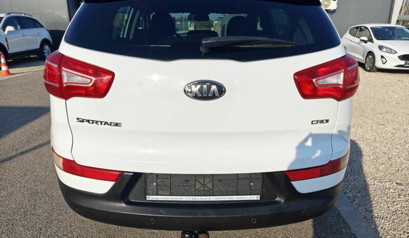 KIA SPORTAGE 2.0 CRDi LX Exclusive Navigáció Kamera Digitklíma Vonóhorog Panorámatető /Vásárolja meg online!/ full