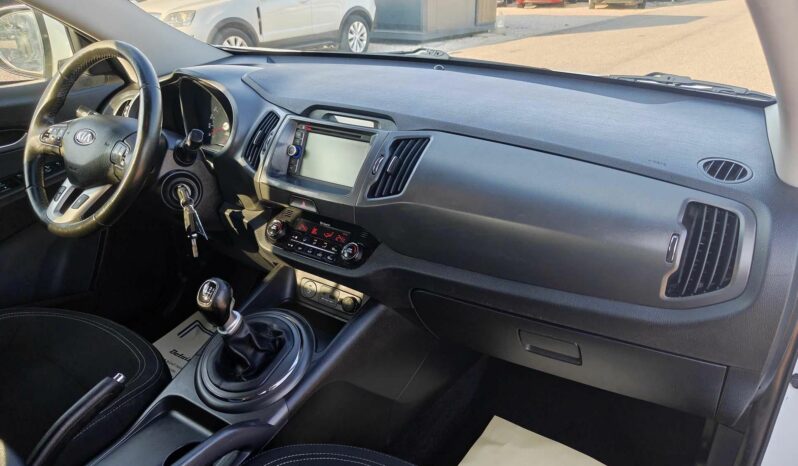 KIA SPORTAGE 2.0 CRDi LX Exclusive Navigáció Kamera Digitklíma Vonóhorog Panorámatető /Vásárolja meg online!/ full