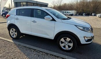 KIA SPORTAGE 2.0 CRDi LX Exclusive Navigáció Kamera Digitklíma Vonóhorog Panorámatető /Vásárolja meg online!/ full