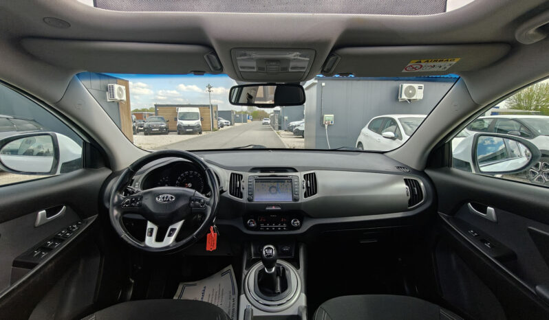 KIA SPORTAGE 1.7 CRDi LX Navigáció Kamera Digitklíma Vonóhorog Panorámatető /Azonnal elvihető!/ full