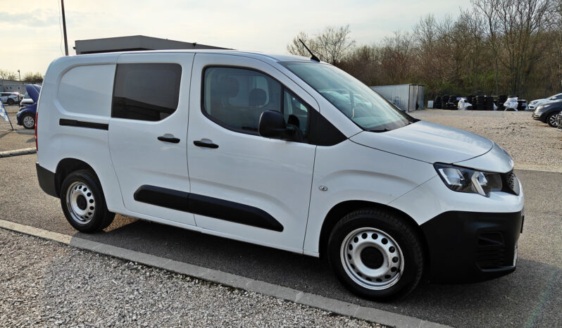 PEUGEOT PARTNER 1.5 BlueHDi 130 Premium L2 1000 EAT8 130Le (Automata) 5személyes TGK(N1) Hosszított Navi Tempomat 3%THM 12hó garancia full