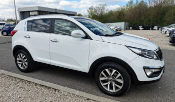 KIA SPORTAGE 1.7 CRDi LX Navigáció Kamera Digitklíma Vonóhorog Panorámatető /Azonnal elvihető!/ full