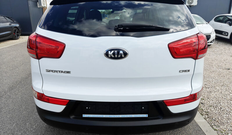 KIA SPORTAGE 1.7 CRDi LX Navigáció Kamera Digitklíma Vonóhorog Panorámatető /Azonnal elvihető!/ full