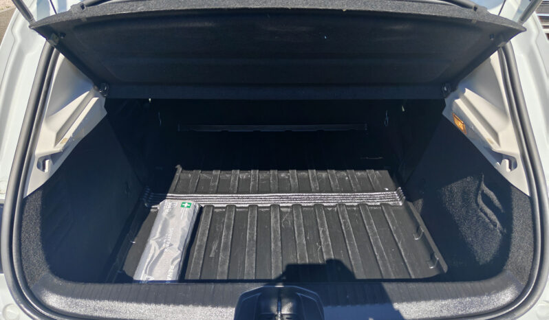 RENAULT CLIO 1.5 BlueDCI Business Új modell! Navigáció LED Tempomat 3%THM 12hó garancia full