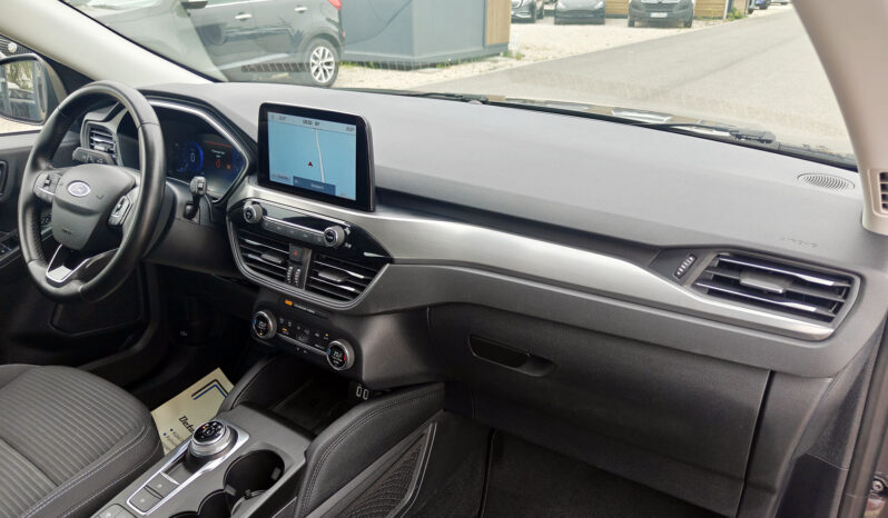 FORD KUGA 1.5 EcoBlue Titanium (Automata) 5személyes TGK(N1) Navi Virtuál kijelző Kamera 3%THM 12hó garancia full