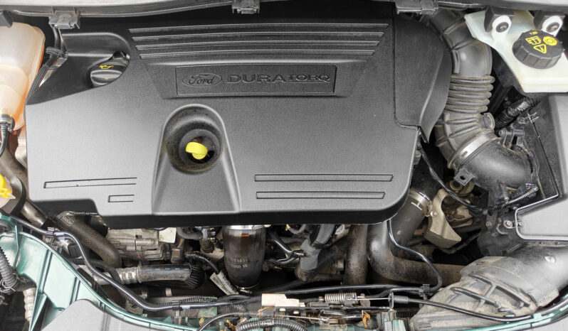 FORD KUGA 2.0 TDCi Titanium Technology 2WD Navigáció Tempomat Félbőr Vonóhorog /Azonnal elvihető!/ full