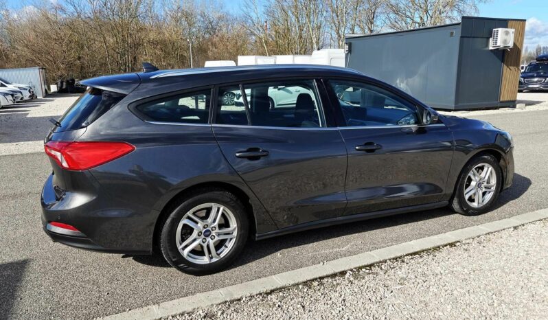 FORD FOCUS 1.5 TDCI (Automata) SW 120Le 5személyes TGK(N1) Navigáció Tempomat 3%THM full